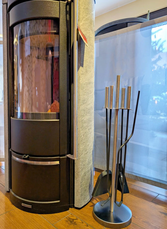 Stilvolles 4-teiliges Kaminbesteck Edelstahl+Grau