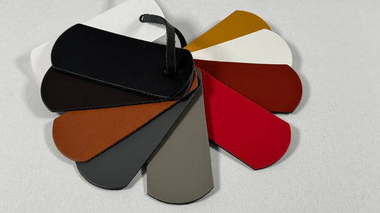 Ledermuster Farbtonkarte Musterfächer für Leder-Holzkorb Kaminbesteck LEIHPRODUKT