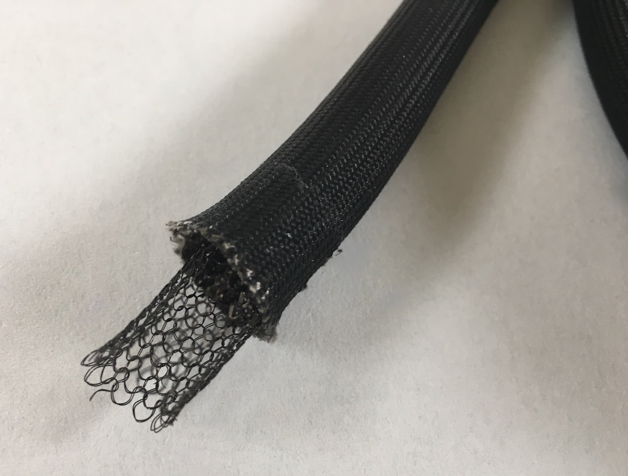 Schwarze Runddichtung 13 mm mit Drahtkordel innen für Kamine 4m