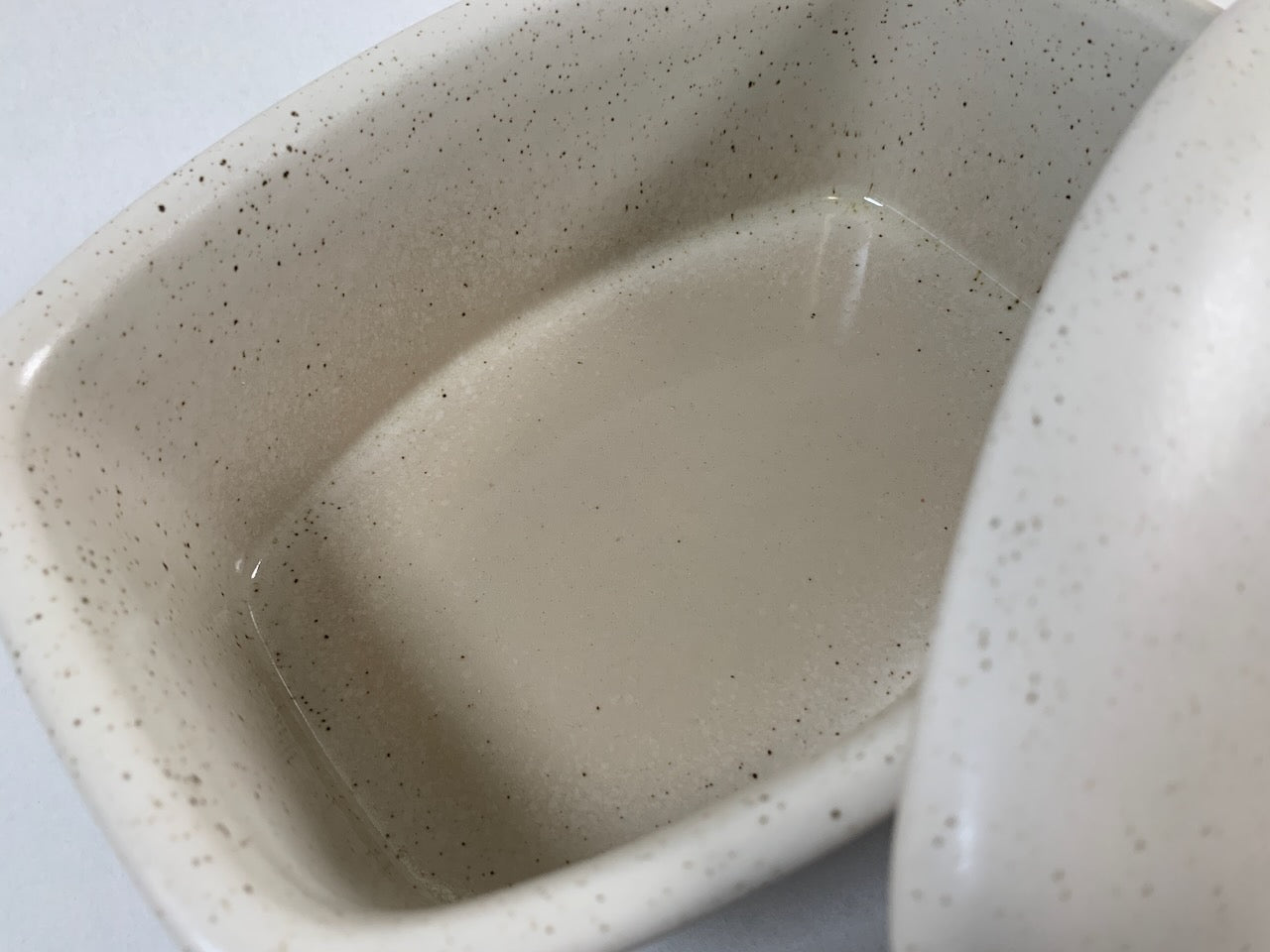 Handgefertigte Bratapfel Backform aus Keramik SAHARA Beige