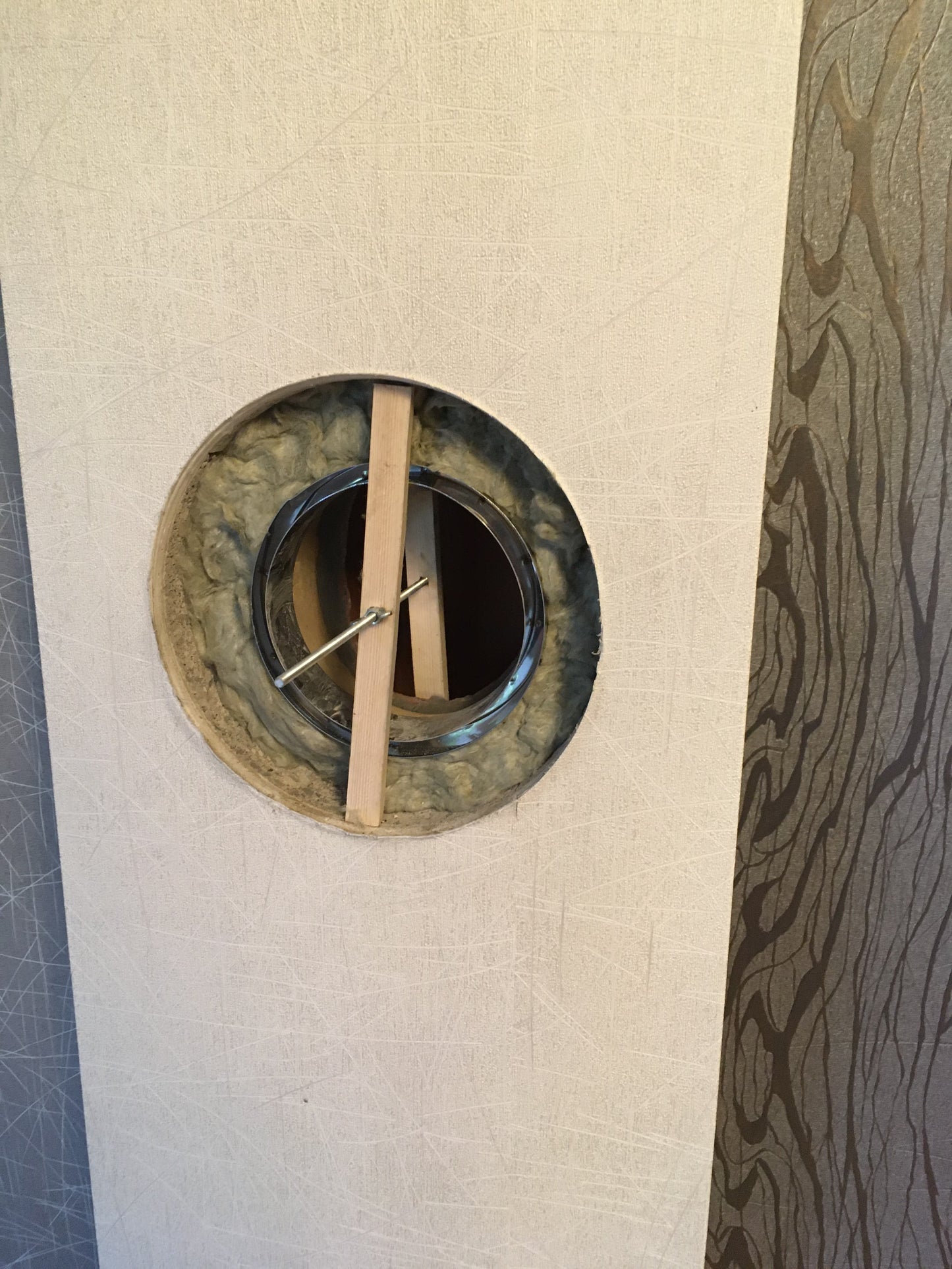 Schornsteinanschluss Rauchrohr an Keramikrohr