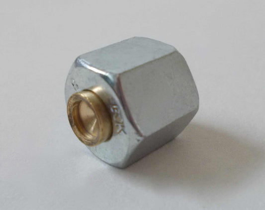 Blindstopfen BSL-8 mit Überwurfmutter für Ölleitung