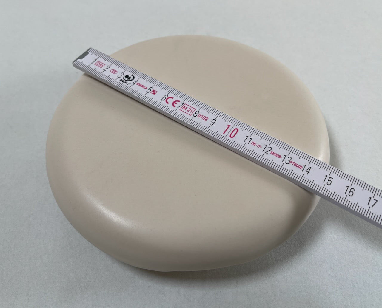 Reinigungskachel Tundra beige (ohne Glanz) Putzdeckel für Kachelofen rund 15 cm