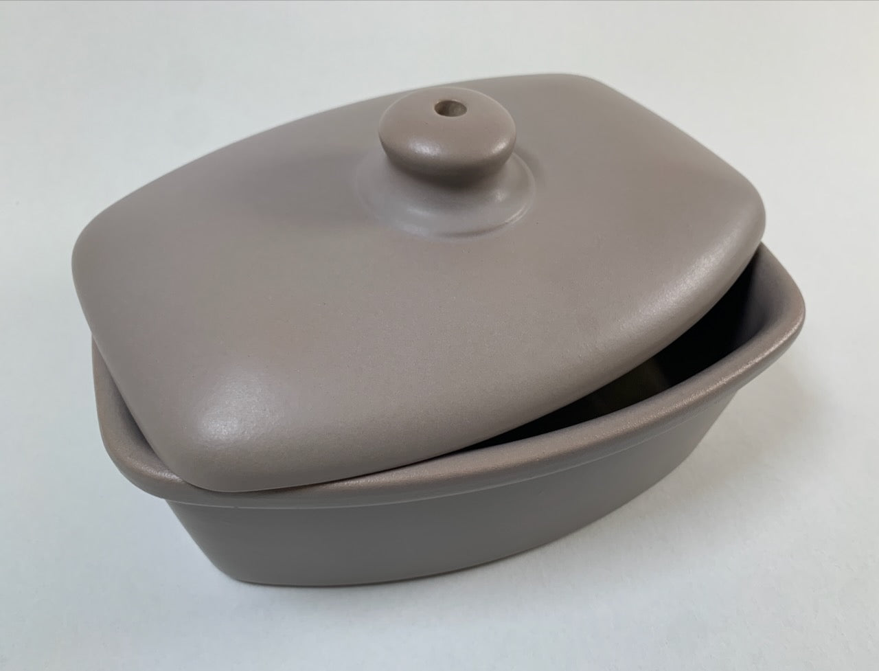 Handgefertigte Bratapfel Backform aus Keramik GRAU