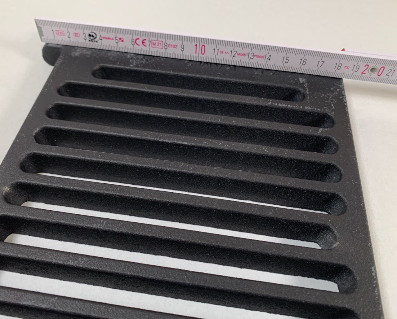 Ofenrost 17,5 x 23 cm als Klapprost zum Hochklappen Kaminrost