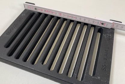 Ofenrost 17,5 x 23 cm als Klapprost zum Hochklappen Kaminrost