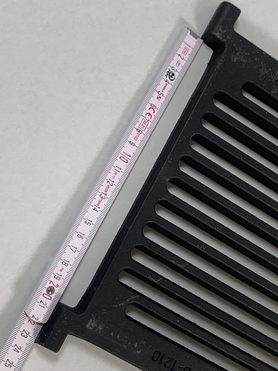 Ofenrost 17,5 x 23 cm als Klapprost zum Hochklappen Kaminrost