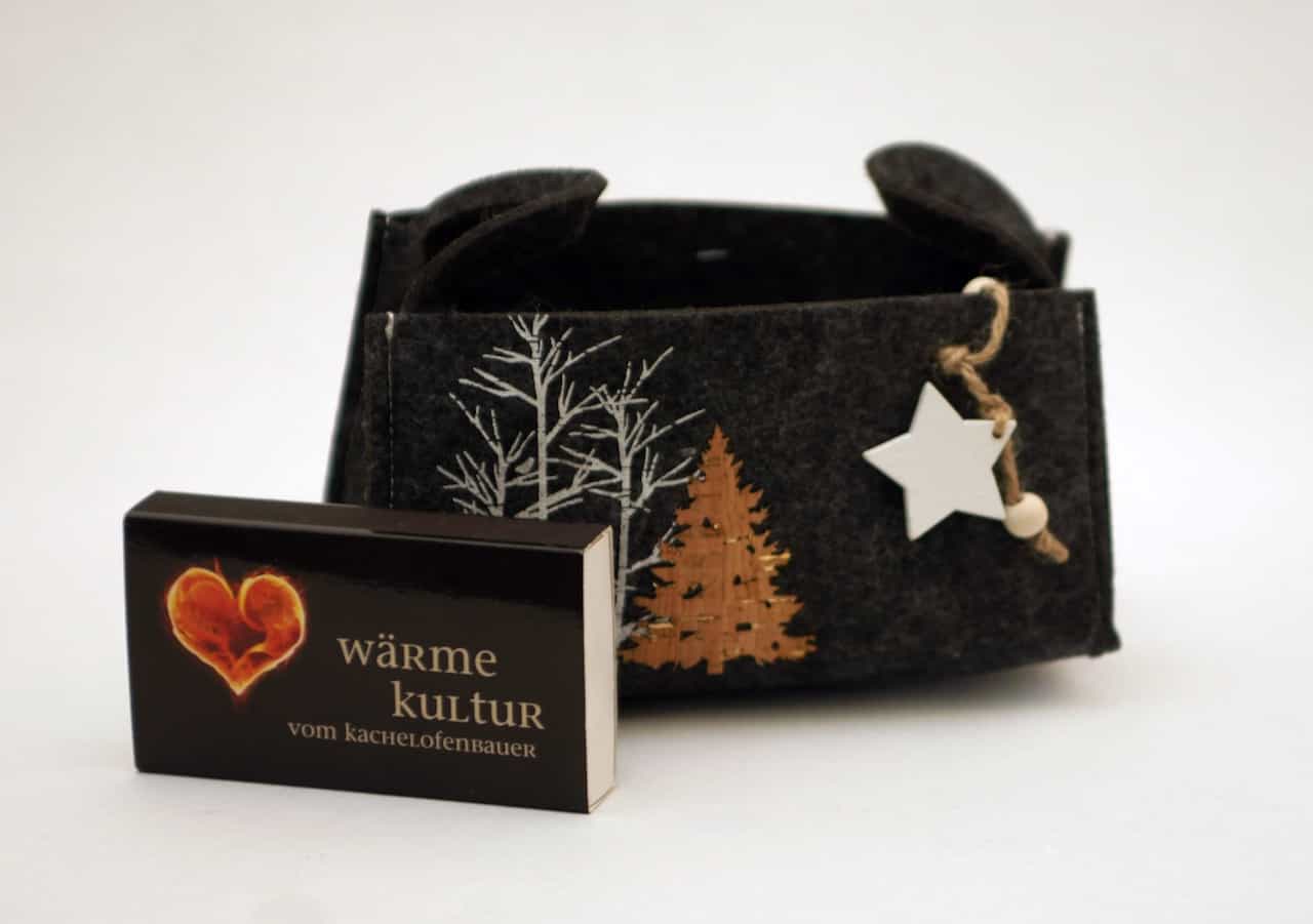 Graue Filz-Tasche "Tannenbaum" 18x13x11cm Geschenktasche Weihnachten