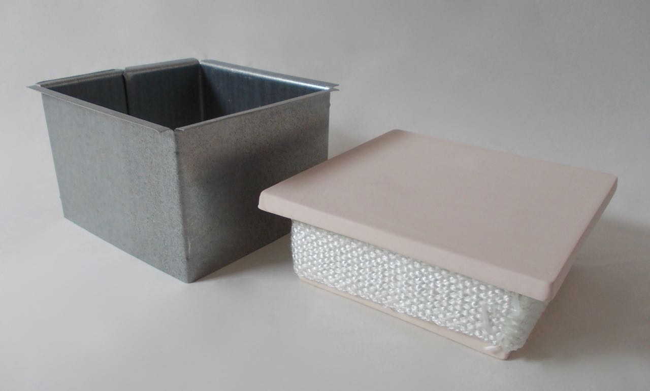 Keramik Reinigungsbuchse quadratisch „14 x 14 cm“ mit quadratischer Einbauhülse
